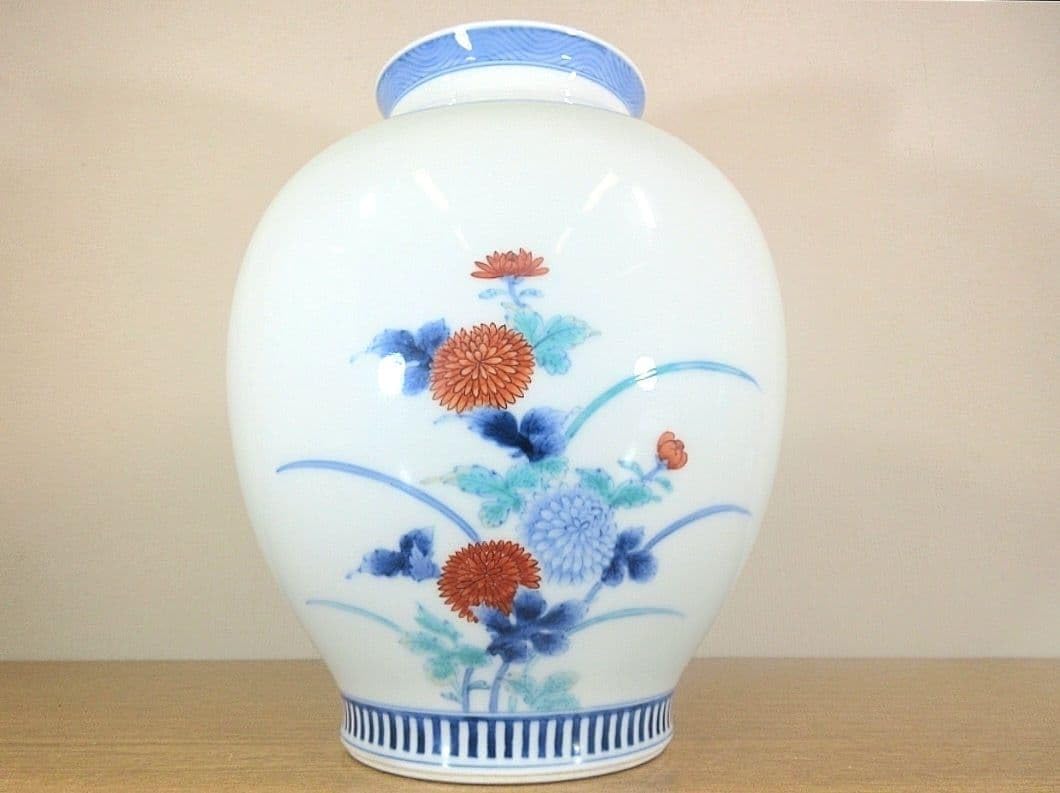 真作保証 12代 今泉今右衛門 錦梅芙蓉絵花瓶 人間国宝 (井上萬二) 佐賀県 Amazon.co.jp: 真作保証 12代 今泉今右衛門 錦芙蓉絵花瓶 人間国宝