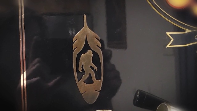 Imán decorativo Bigfoot de acero con pátina oxidada miniatura 4