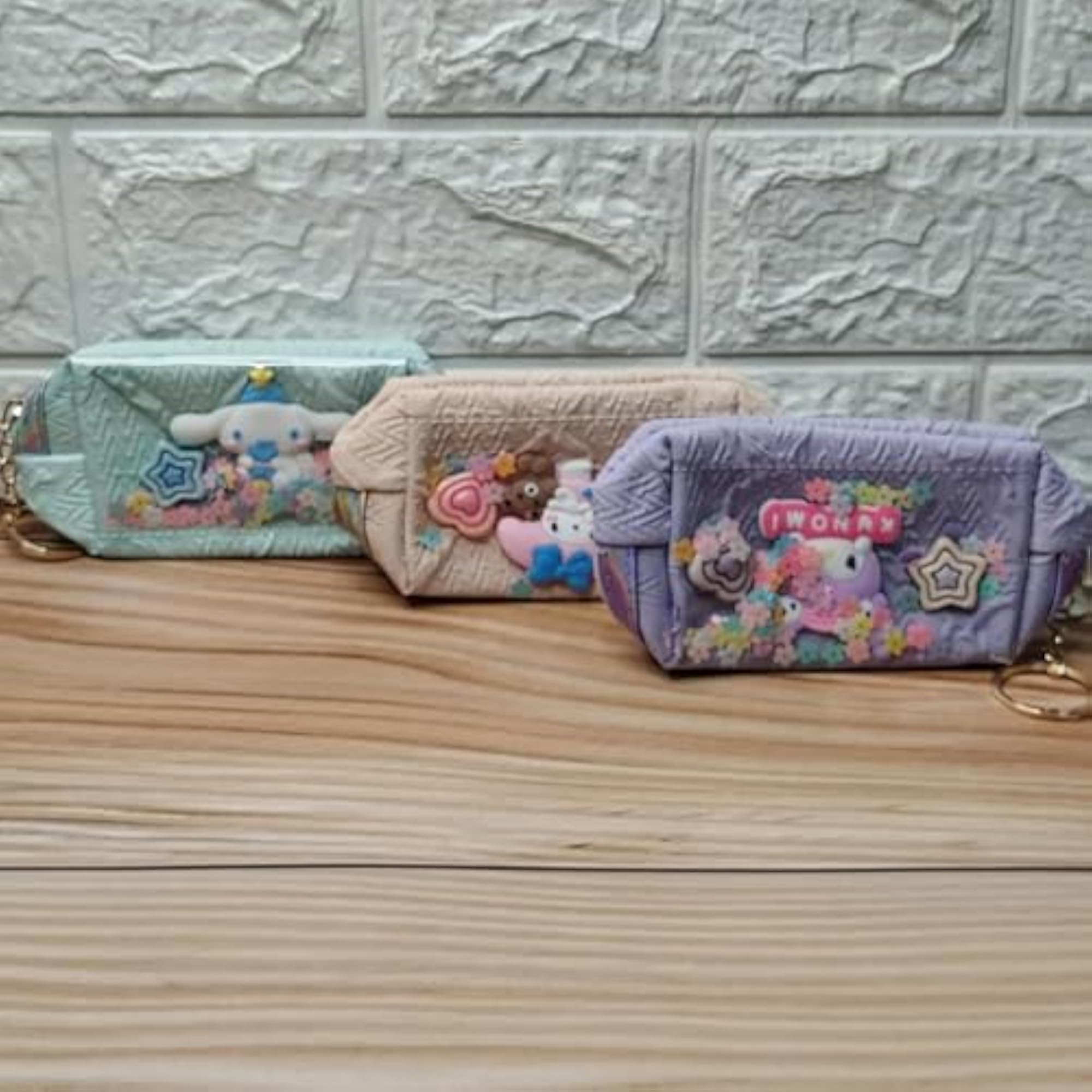 Compact Flair Pouch Keychain, Mini Storage Organizer