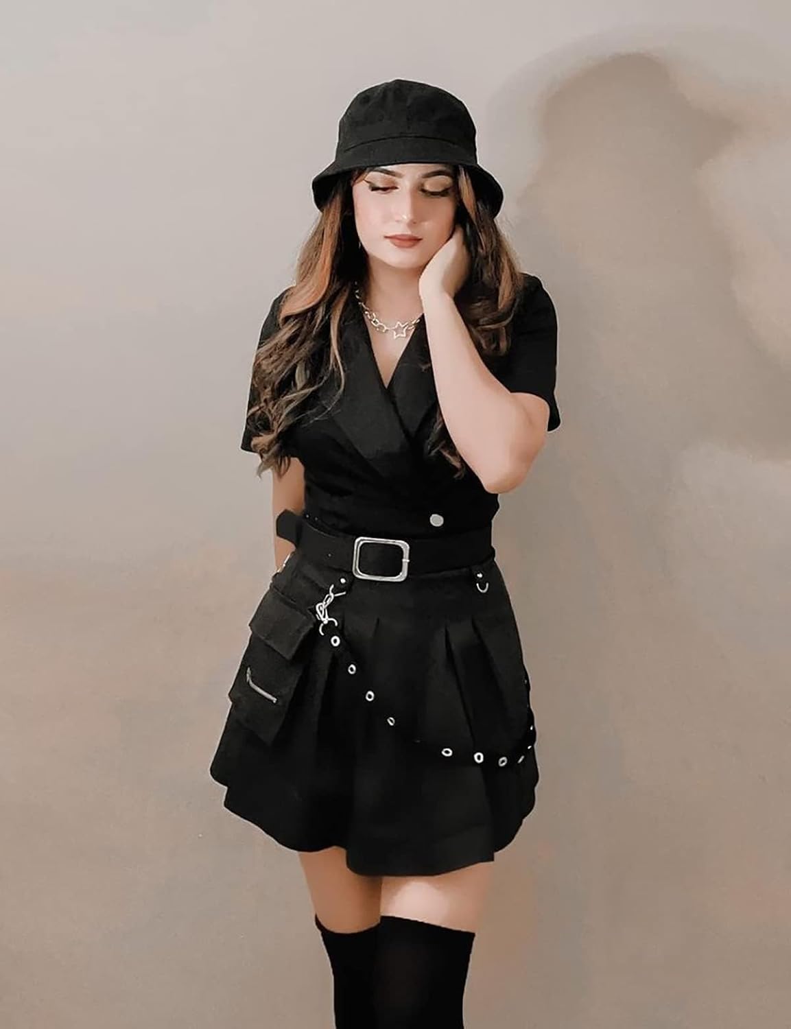 Ruolai Goth Black Pleated Mini Skirt with Chain High Waisted Tennis Skirt - Image 2