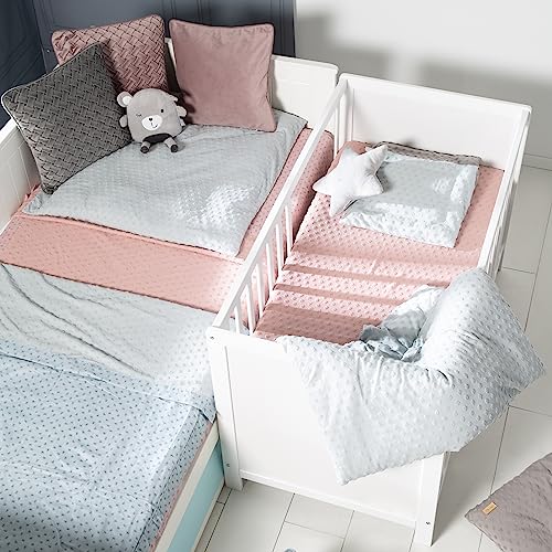 roba Babybettwäsche Lil Planet 80 x 80 cm - 2-teiliges Bettwäsche Set - Bio Baumwolle - GOTS und Oeko-Tex 100 zertifiziert - Hellblau / Sky – Ansicht 3