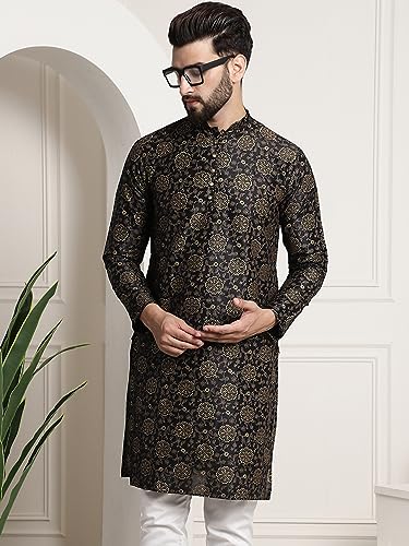 Image of SOJANYA Men's Silk Blend Kurta with Paisley Design