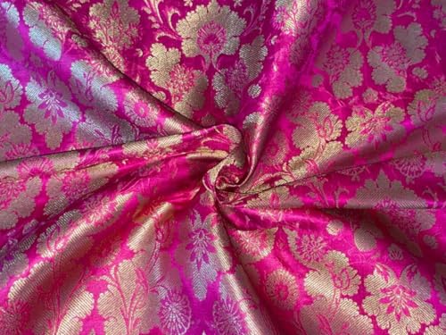 Tissu brocart jacquard doré métallisé BRO816 rose pour des vêtements volumineux