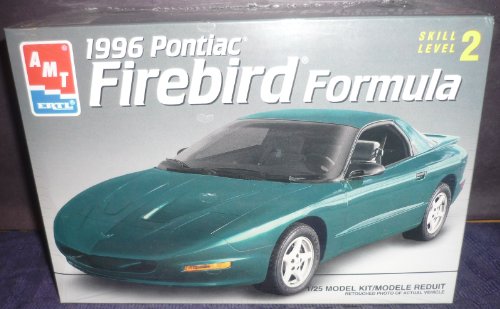 Modelo plástico 1996 Pontiac Firebird escala 1:25