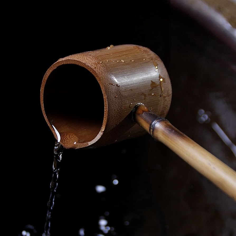 竹製 茶道具 水桶と柄杓 Amazon | 竹製ヒシャク 茶道具 柄杓 お点前用 差通し 水屋用柄杓 水屋