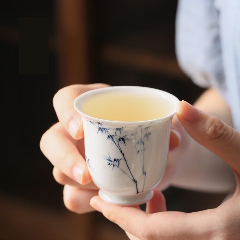 Matcha-Becher Weiße Porzellan handbemalte Teetasse blau und weiß Keramik Host Cup Home einfache Teetasse Einzeltasse Reise Kaffeetasse Teeservice Tee-Ei Becher(B)