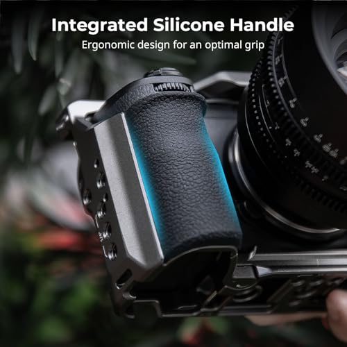 Image of SmallRig Hawklock Quick Release Cage Kit for Sony Alpha 6700, with Multiple Mounting Interfaces and Built-in Quick Release Plate for Arca-Swiss Plate and NATO Rail, with Cable Clamp for HDMI - 5060