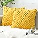 Lot de 2 Housses de Coussin en Laine Artificielle Doux Peluche, Taies d'oreiller Boho Rectangulaires Carrés Décoratifs Confortables pour Canapé-Lit Chambre Jaune Moutarde 40x40cm
