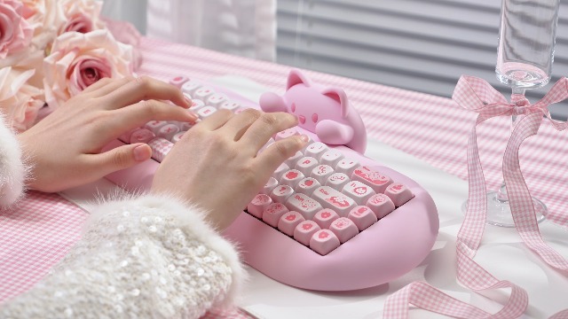 Amazon | YUNZII C68 ワイヤレスメカニカルキーボード かわいい猫 ps4