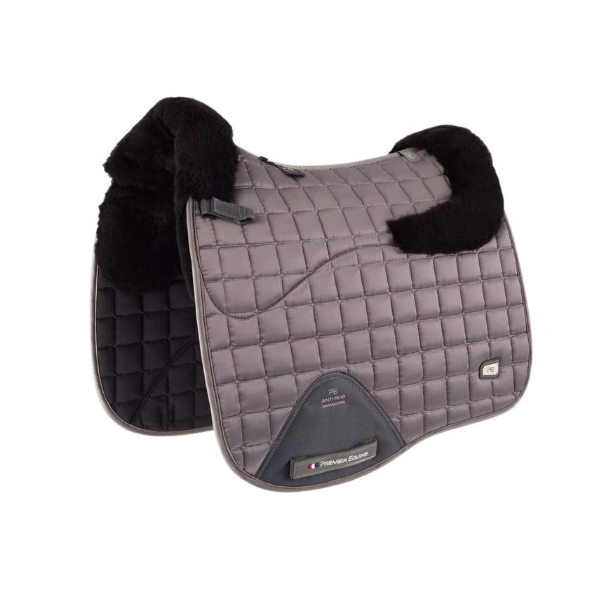 Tapis de dressage Atlantis en satin et laine pour sublimer votre cheval