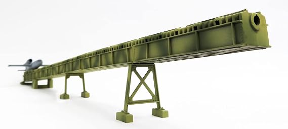 Model Collect UA72033 1/72 German Army V1 Flight Bomb & Catapult Launcher, Plastic Model, Molded Color