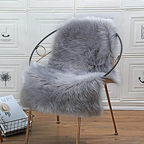HEQUN Lammfell-Teppich Kunstfell Schaffell Imitat Wohnzimmer Teppiche Flauschig Gemütliches Schaffell Bettvorleger Sofa Matte (Grau, 75 x 120 cm)