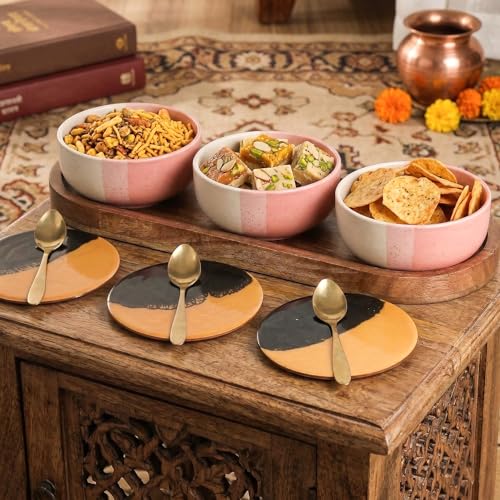 Image of The Earth Store TT Pink Matte Ceramic Bowl Serving Set - 3 Bowls (500ml Each) with Wooden Tray, 3 Spoons & 3 Multipurpose Lids /Coaster - for Snacks, Curries, Desserts & Fruits | Diwali Gift