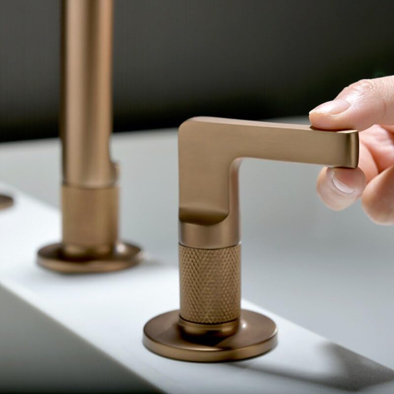 Robinet de lavabo répandu en laiton à double commande d'eau chaude et froide précise