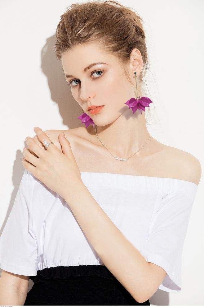 Miniatura 4 de 5 pares de aretes de resina de flores plateadas, bohemios, elegantes, colgantes, ligeros, hipoalergénicos, de medio aro, blanco, azul, rosa,