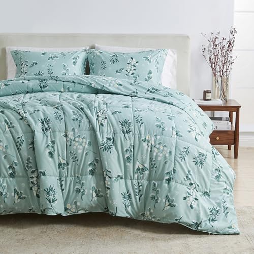 Great Bay Home FullQueen Size Holiday Comforter Set Down Alternative 3 Piece Comforter Sets All Season Bedding Winter Lodge Inspired Bedroom Decor FullQueen Snowy Botanical