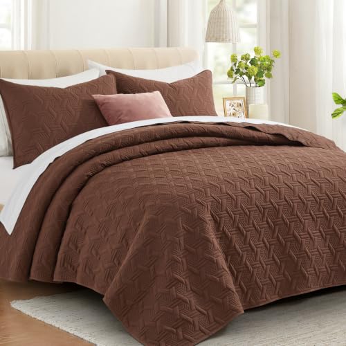 Lavsiry Full/Queen Quilt Bedding Set with Pillow Shams, Brown