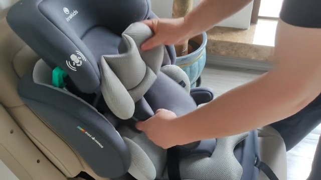 Amazon | Innokids チャイルドシート ジュニアシート ISOFIX固定 R129