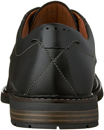 clarks unelott plain black
