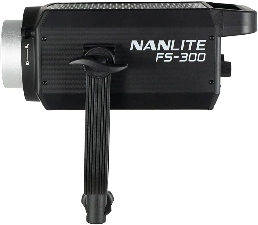 NANLITE ナンライト FS-300　300W　撮影用LEDライト Amazon.com: NANLITE FS-300 AC LED Monolight : Electronics