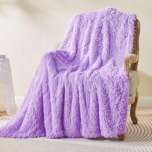 EMME Faux Kuscheldecke Flauschig, Felldecke, Pelz Wolldecke, Wohndecke, Super Weich, Plüschig, Dicke, Elegant, Lange Haare Shaggy Decke, Warme Gemütliche für Sofa und Bett (Lila, 130 x 150 cm)