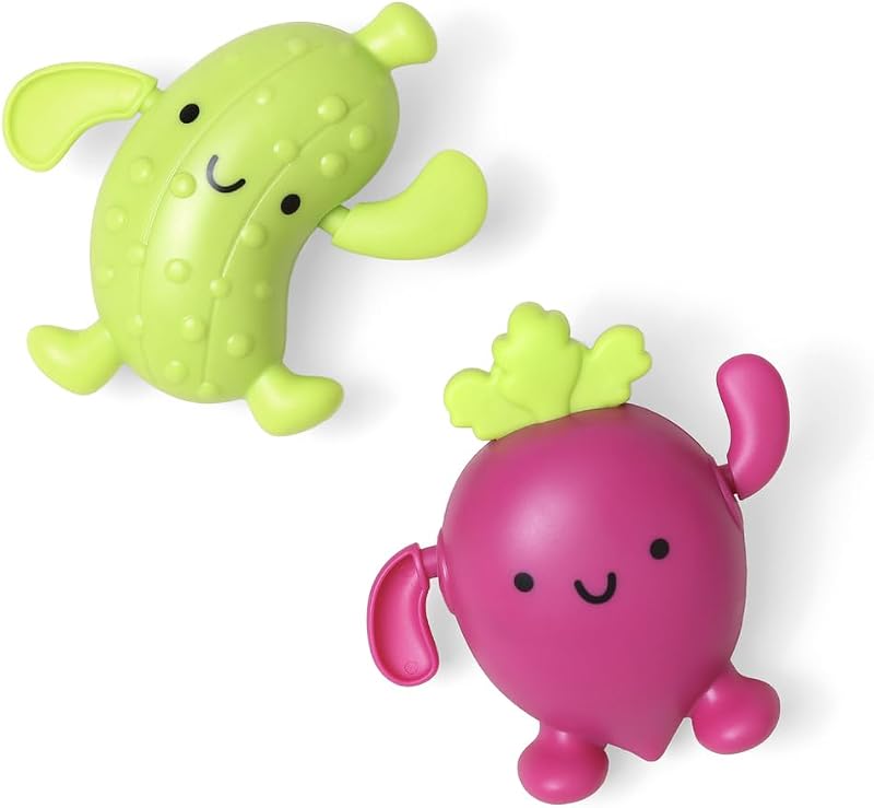 Juguetes de baño de cuerda, juguetes acuáticos para nadar, juego de 2 (pepinillo y remolacha) | Juego de 2 adorables personajes flotantes con movimiento de cuerda que promueven la exploración sensorial, la coordinación ojo-mano y la diversión a la hora del baño