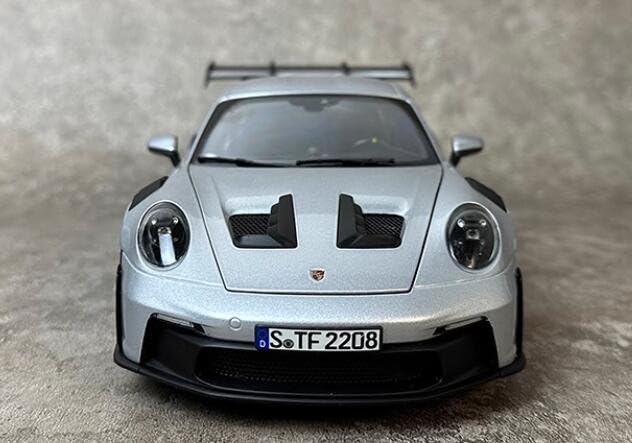 NOREV ポルシェ911 GT3 RS ミニカー 1/18 s-l1200.jpg