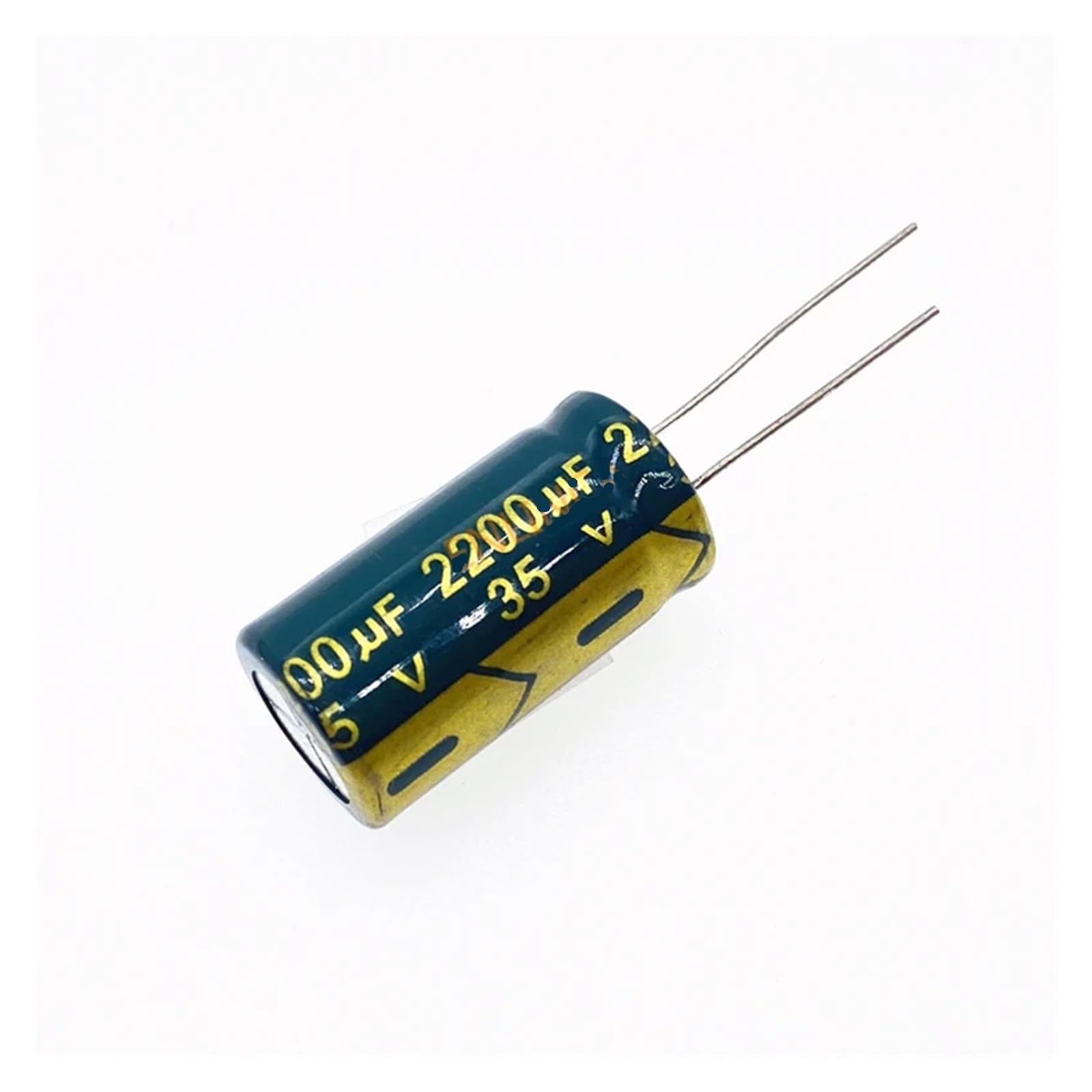 Condensateur 35V 2200uf pour éliminer les bruits et parasites électriques