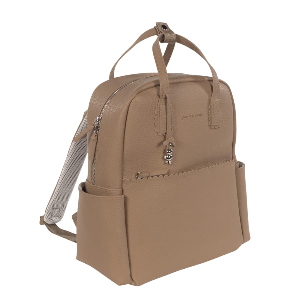 Zaino con fasciatoio passeggino nascita Modello ICON in simil pelle lavabile in lavatrice a 30° in varie colorazioni. Borsa fasciatoio nascita per passeggino (Caramello)
