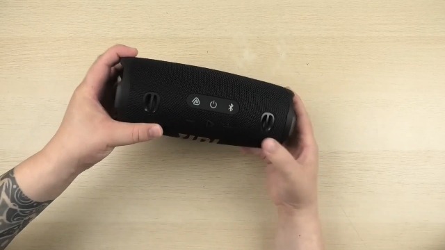 Watch JBL Charge 6 - Rugged Speaker With 18H Battery Life on