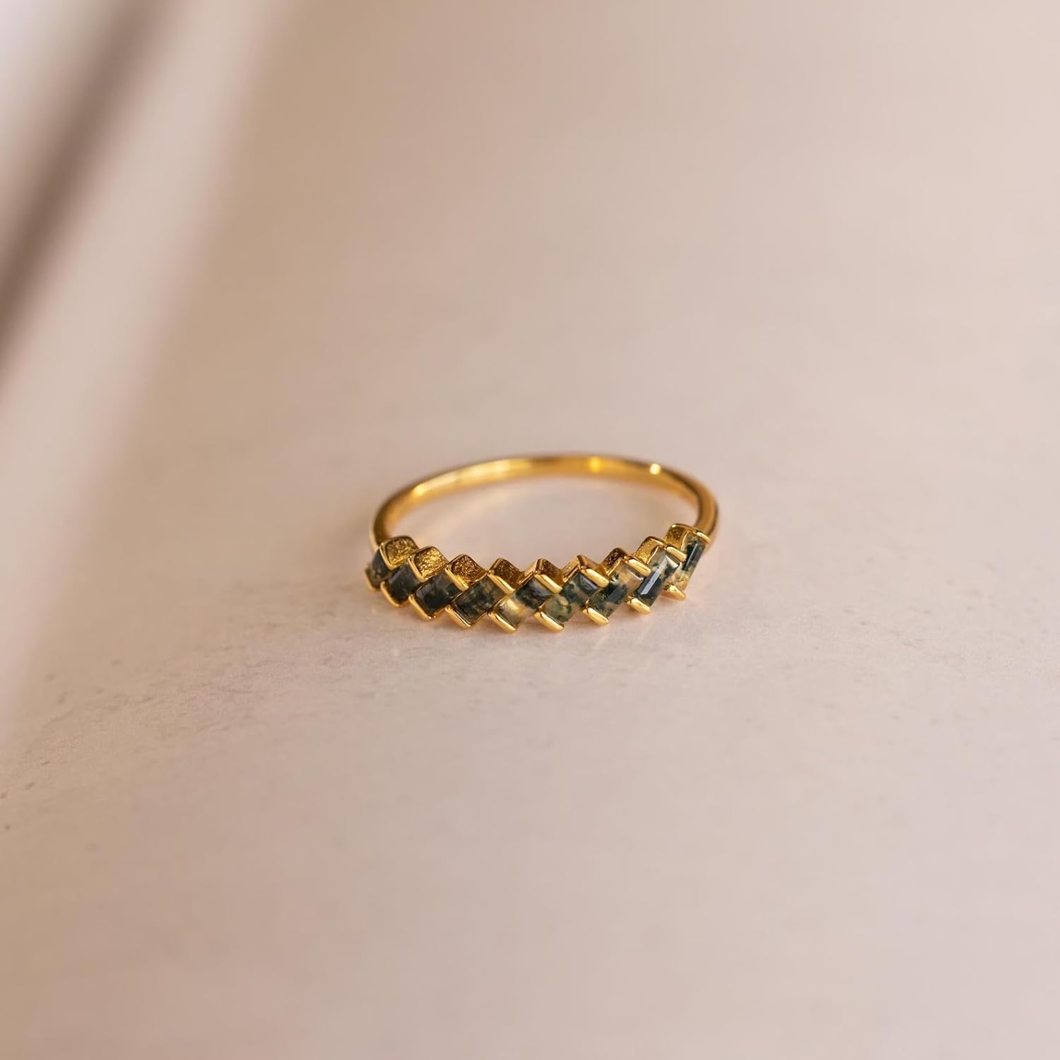 CAITLYNMINIMALIST Gemstone Ring 18K Gold Jade Agate Stackable Ring Dainty Statement Earthy Bohemian Lush Green Diamond Cubic Zirconia for Women Gift for Her