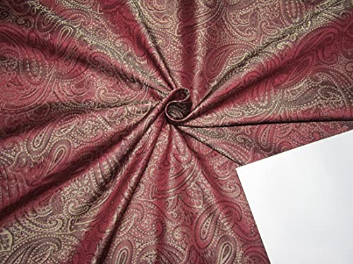 Tissu jacquard 100% soie de prestige motif cachemire bordeaux pour haute couture