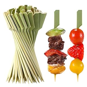 4.7 Inch Bamboo Skewers, 300 PCS Natural Green Bamboo Paddle Wood Cocktail Tooth Picks for Appetizers Drinks Fruit Kababs Sausage Barbecue Snacks, Mini Food Sticks Toothpicks Charcuterie Accessories