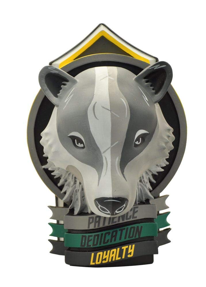 HP HUFFLEPUFF CREST COLLECTOR FIGURE BRAND NEW