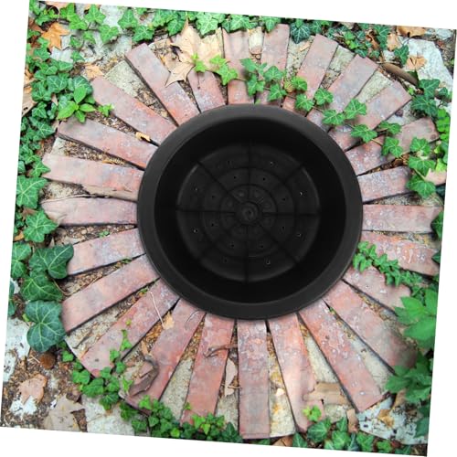 Cubierta circular de jardín para ocultar accesos en el césped de patios residenciales 7