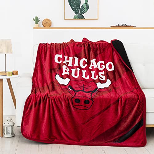 NORTHWEST NBA Silk Touch Sherpa Throw Blanket 50 X 60, Chicago Bulls