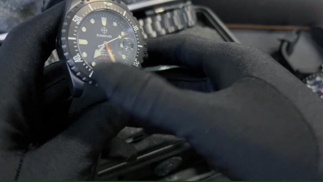 ENRIVA 自動巻きダイバーウォッチ 1000m防水 813TPk26KWL._AC_SX342_.jpg