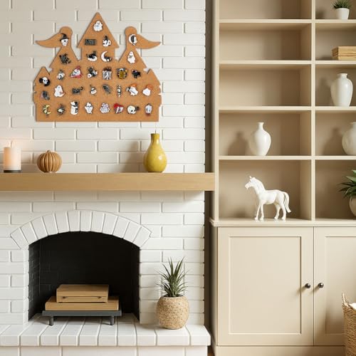BENECREAT Schloss Pinnwand 33x28cm Große Korktafel Aus Holz Mit Doppelflaggen Design – Broschen Präsentationstafel Für Heim Und Bürodekoration