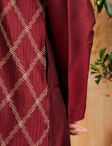 Image of Amazon Brand - Symbol Men Festive Long Regular Fit Kurta & Pyjama Set (2Pcs)