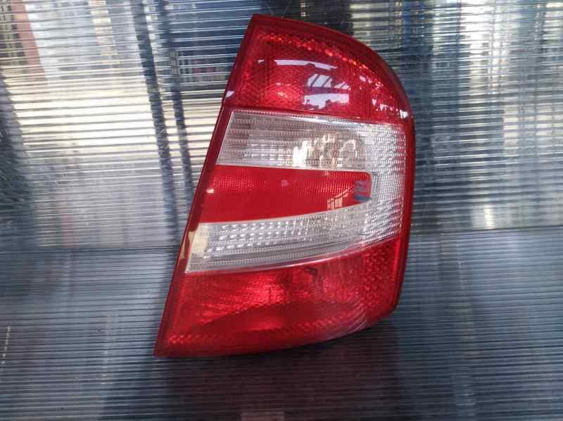 Feu arrière droit Skoda Fabia I (usagé) (ID:Jjasp172143)