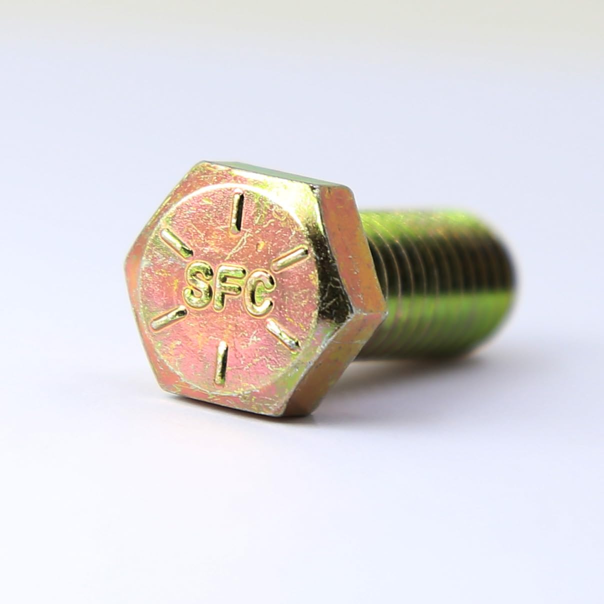 YEEZET 579PCS Grade 8 Heavy Duty Bolts and Nuts Washers Kit, 1/4-20 5/16-18 3/8-16 Hex Bolts Nuts Assortment Kit, Includes 15 Most Common Sizes