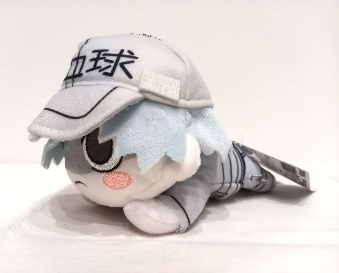 Amazon.co.jp: はたらく細胞 白血球 寝そべりぬいぐるみ : おもちゃ