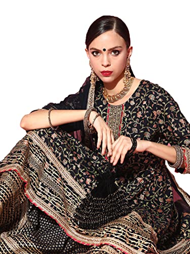 Image of ishin Women Salwarsuitset