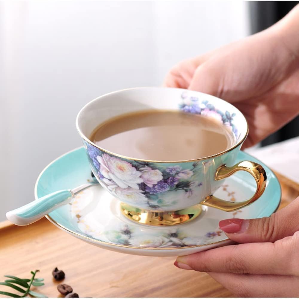 Zestawy kubków i talerzyków 7,5oz Kwiatowe Filiżanki Do Herbaty Ze Złotym Wykończeniem I Łyżeczką, Ceramiczny Kubek Do Kawy Na Prezent Na Wesele