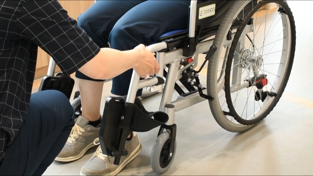 多機能車椅子よかベスター自走式 楽天市場】車椅子 多機能タイプ 「よかべスター 自走式」アルミ