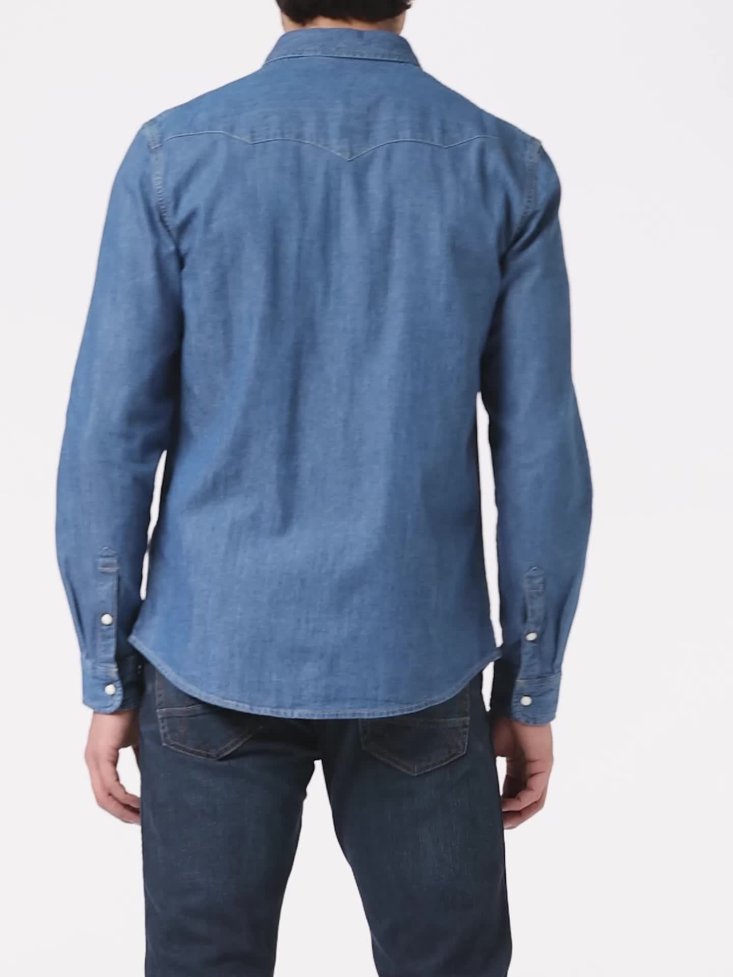Wrangler Retro Men's Geo Print Long Sleeve Snap Western Shirt at Mall of America® in Bloomington, MN