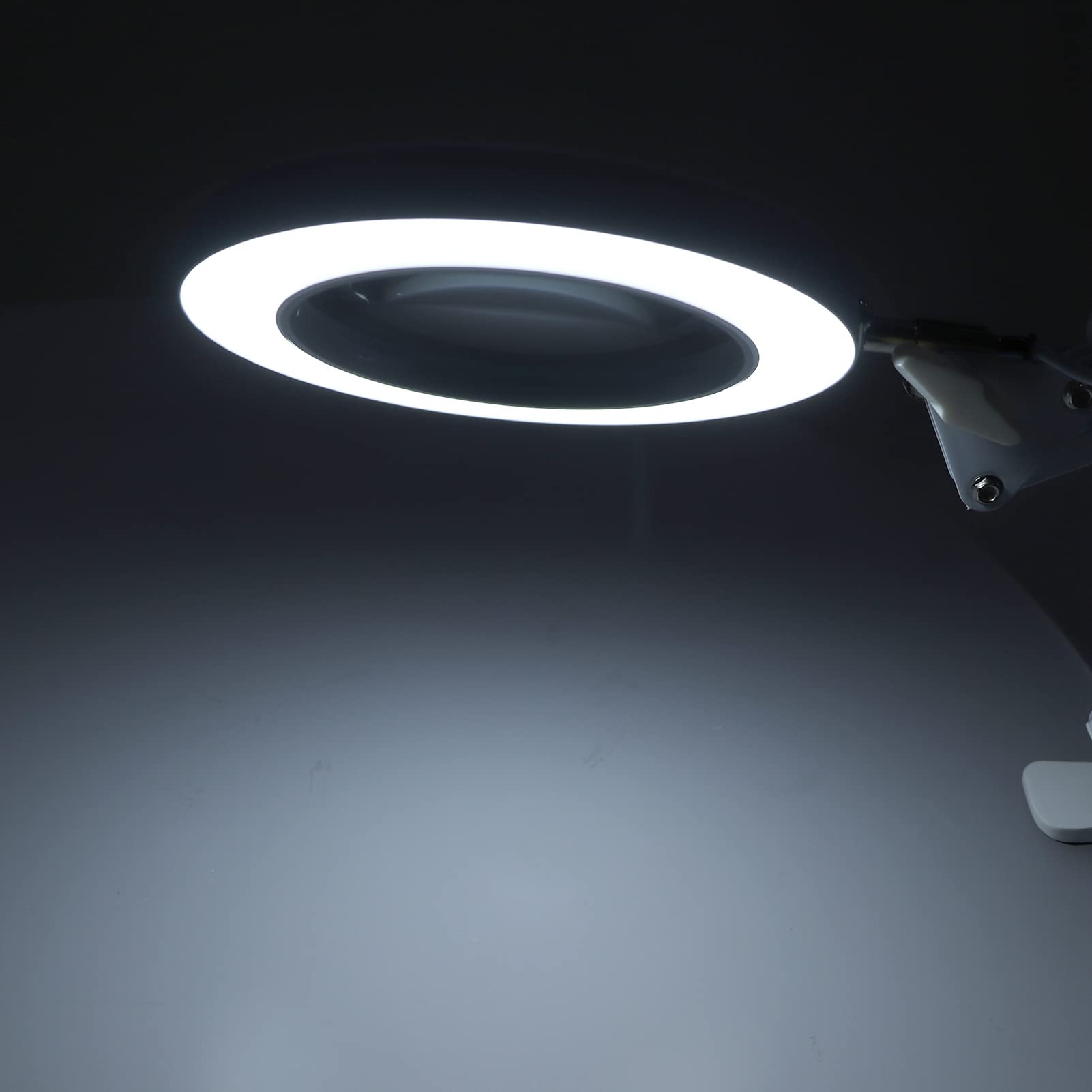 Lampada da Lettura con Clip, Lente d'ingrandimento in Lega di Alluminio con Luce, Lente 5X 3 modalità 11 luminosità Lampada con Morsetto Pieghevole per Libri, Scrivania, Lettura Artigianale
