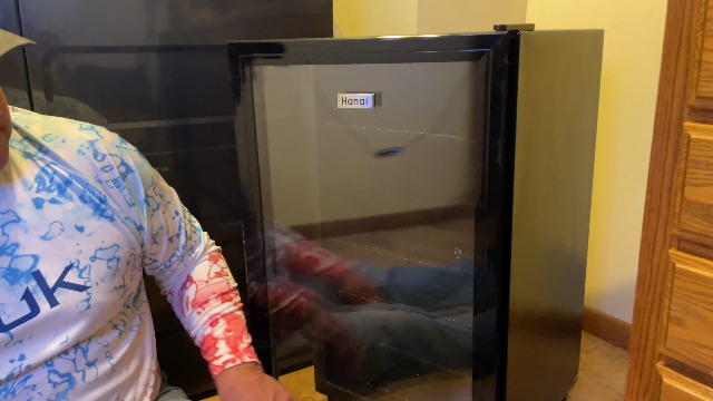 Image of WANAI 3.5 Cu.ft Beverage Refrigerator & Mini Cooler with LED Touch Panel 125 Can Small Beer Fridge with Glass Door for Wine Soda Juice Clear Front Removable Shelves for Home Office Bar