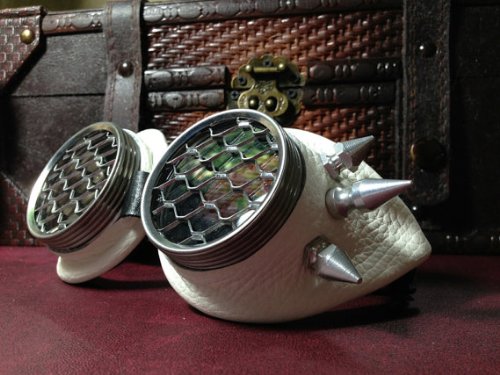 Steampunk Goggles - Antique White Leather - Stinger metal Spikes - Honeycomb