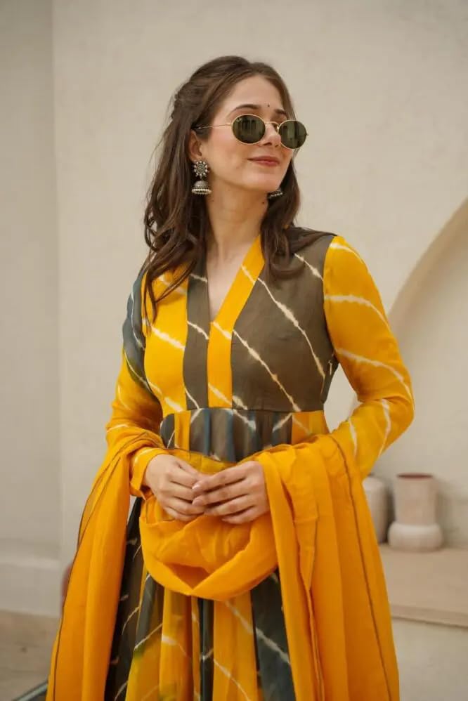Image of ESTELA Womens 1 Anarkali Kurta 1 pant 1 Dupatta